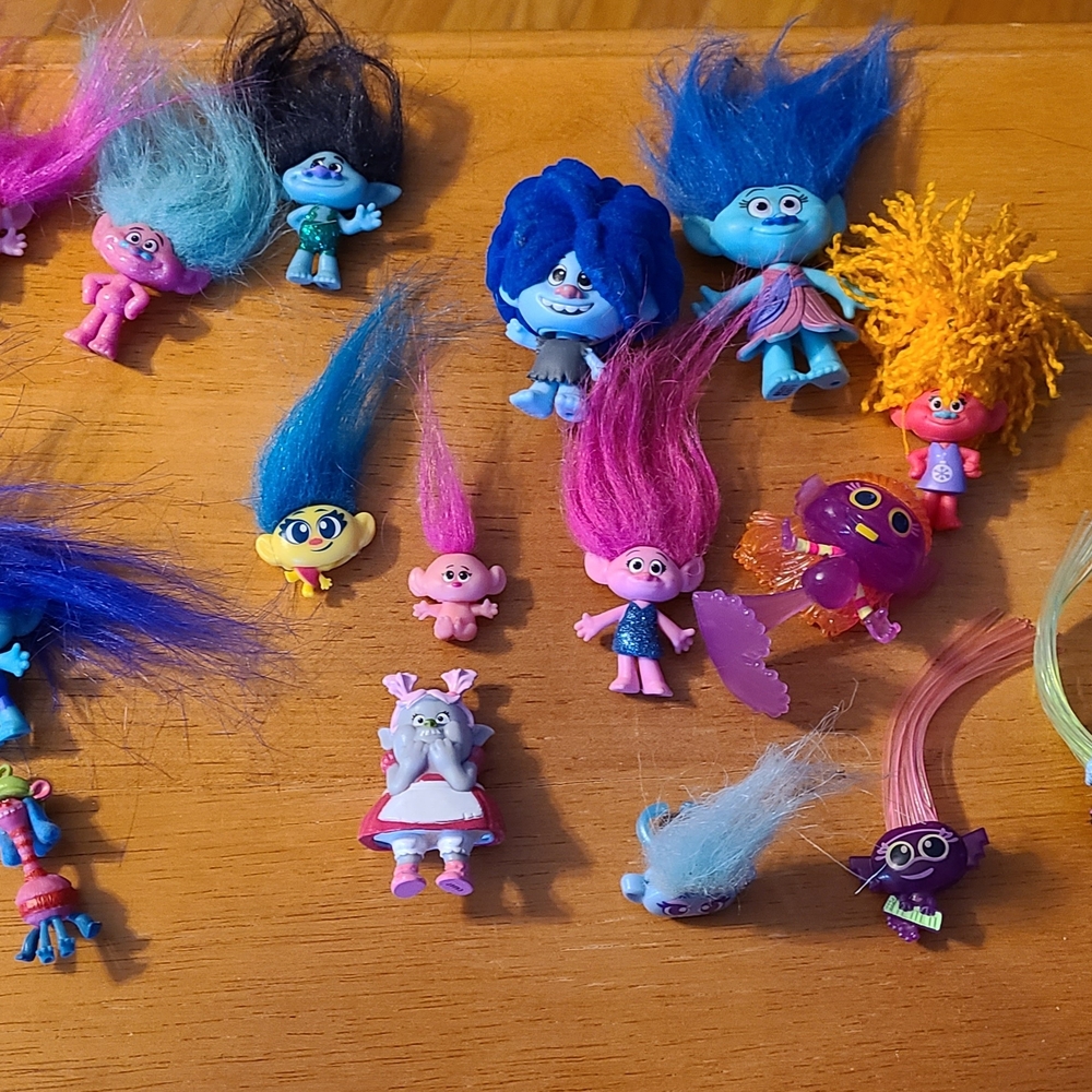 Colorful Troll Dolls Set
